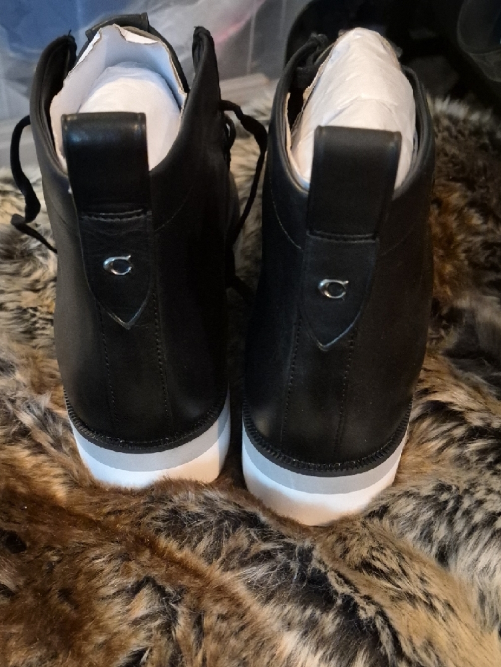 Coach Men’s Black Logo-Pattern Casual Lace-Up Shoes - Picture 3 of 4